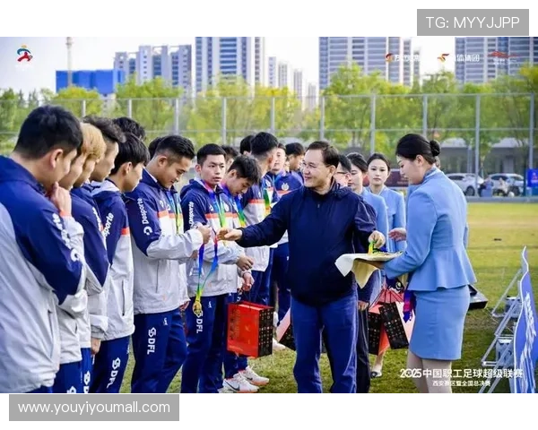 全国锦标赛回顾:西安足球队展现出色节奏与团队协作能力