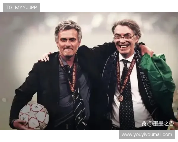 在天堂的绿茵场上足球明星们的传奇与梦想交织